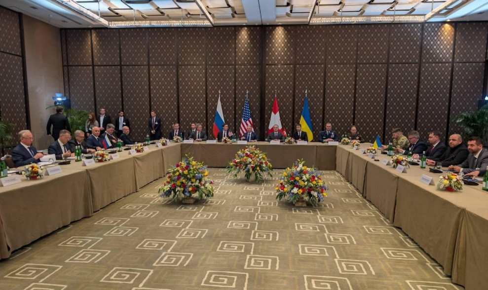 Чи дійшли згоди Україна та РФ у Женеві: ексклюзивні деталі зустрічі та роль Мединського